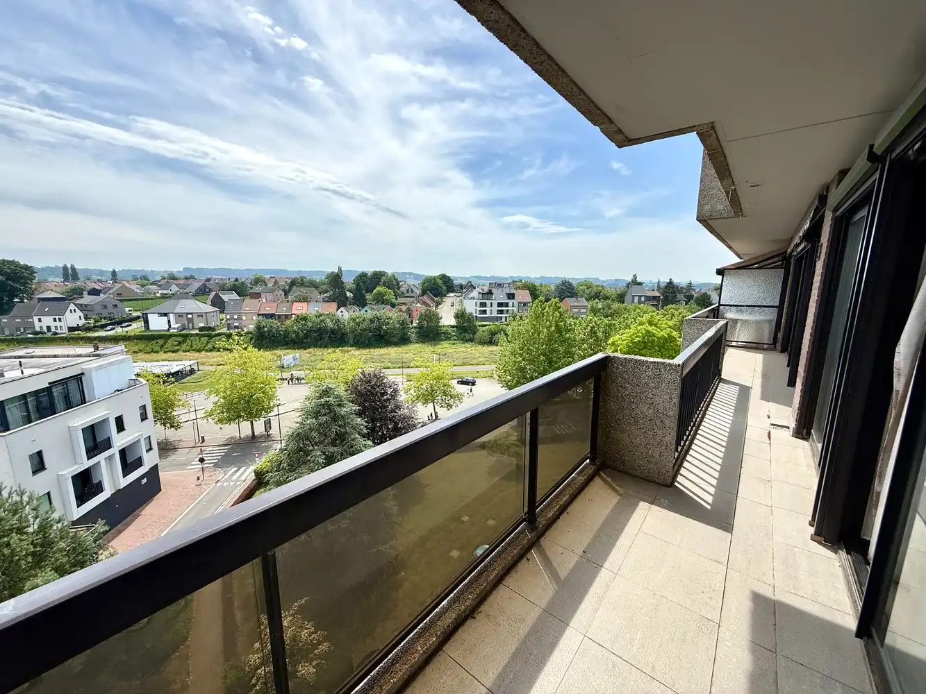 Ruim appartement in centrum Ronse! foto 8