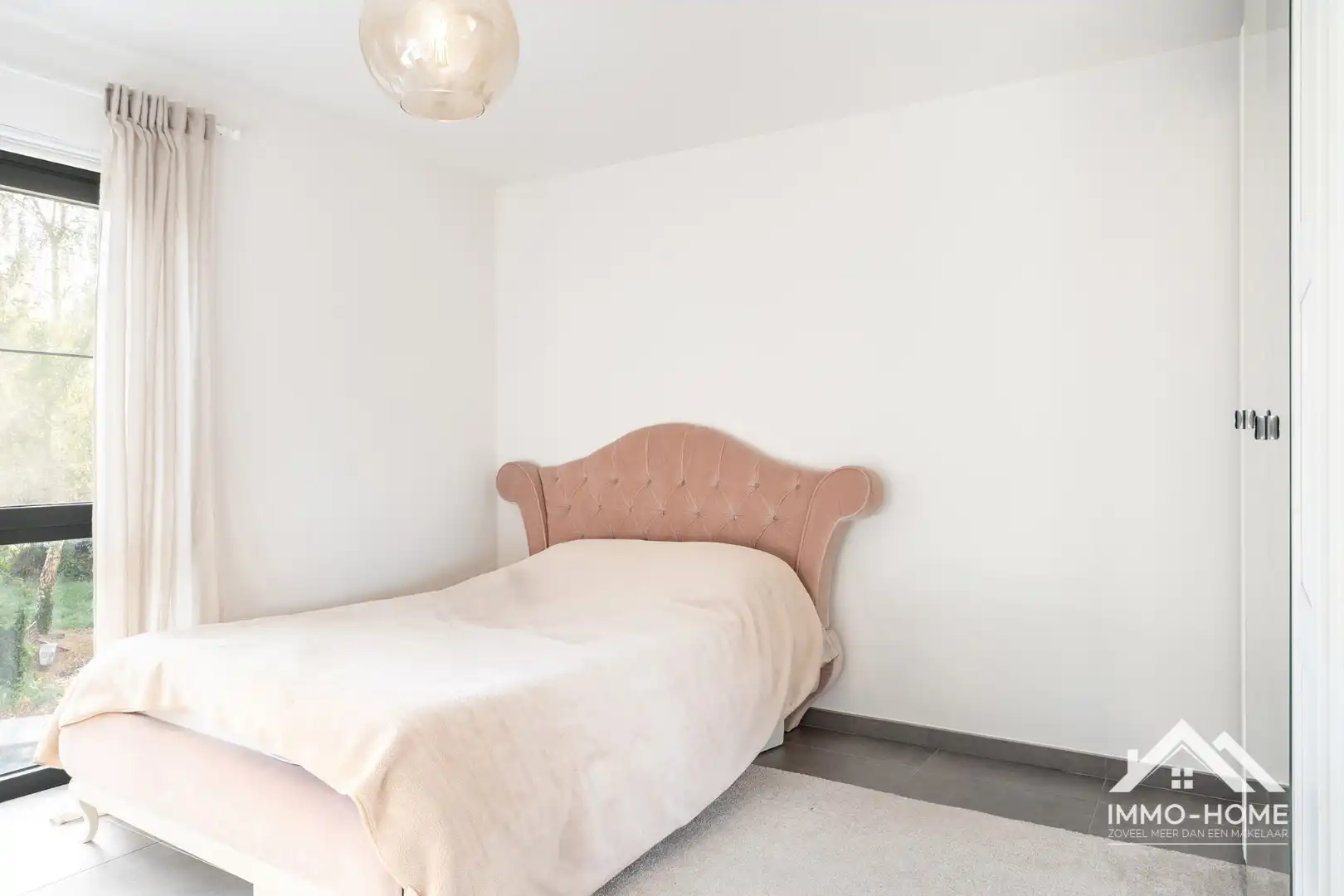 Jonge recente woning met heel veel volume! foto 20