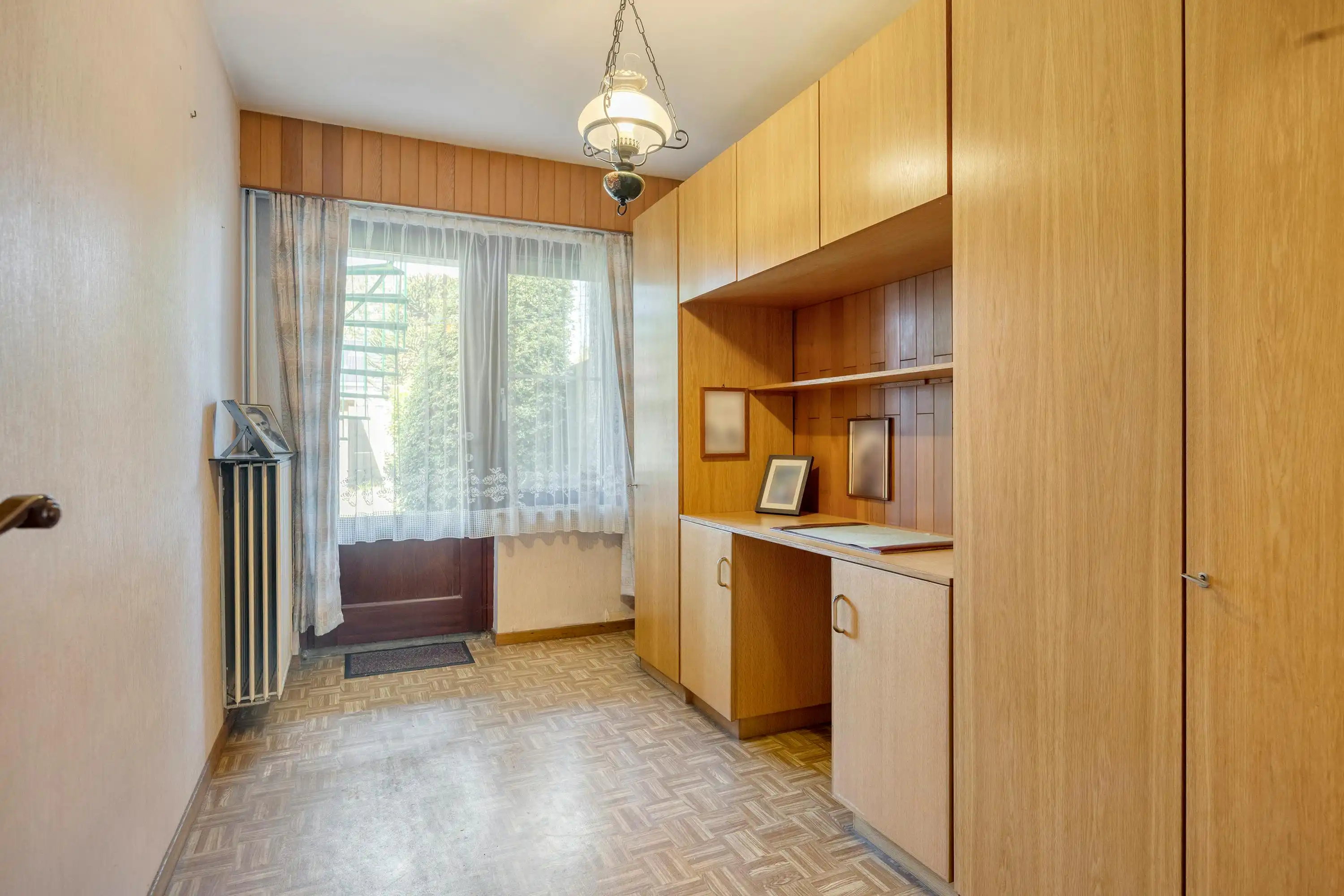 Huis met garage te koop in de geliefde tuinwijk van Merksem foto 16