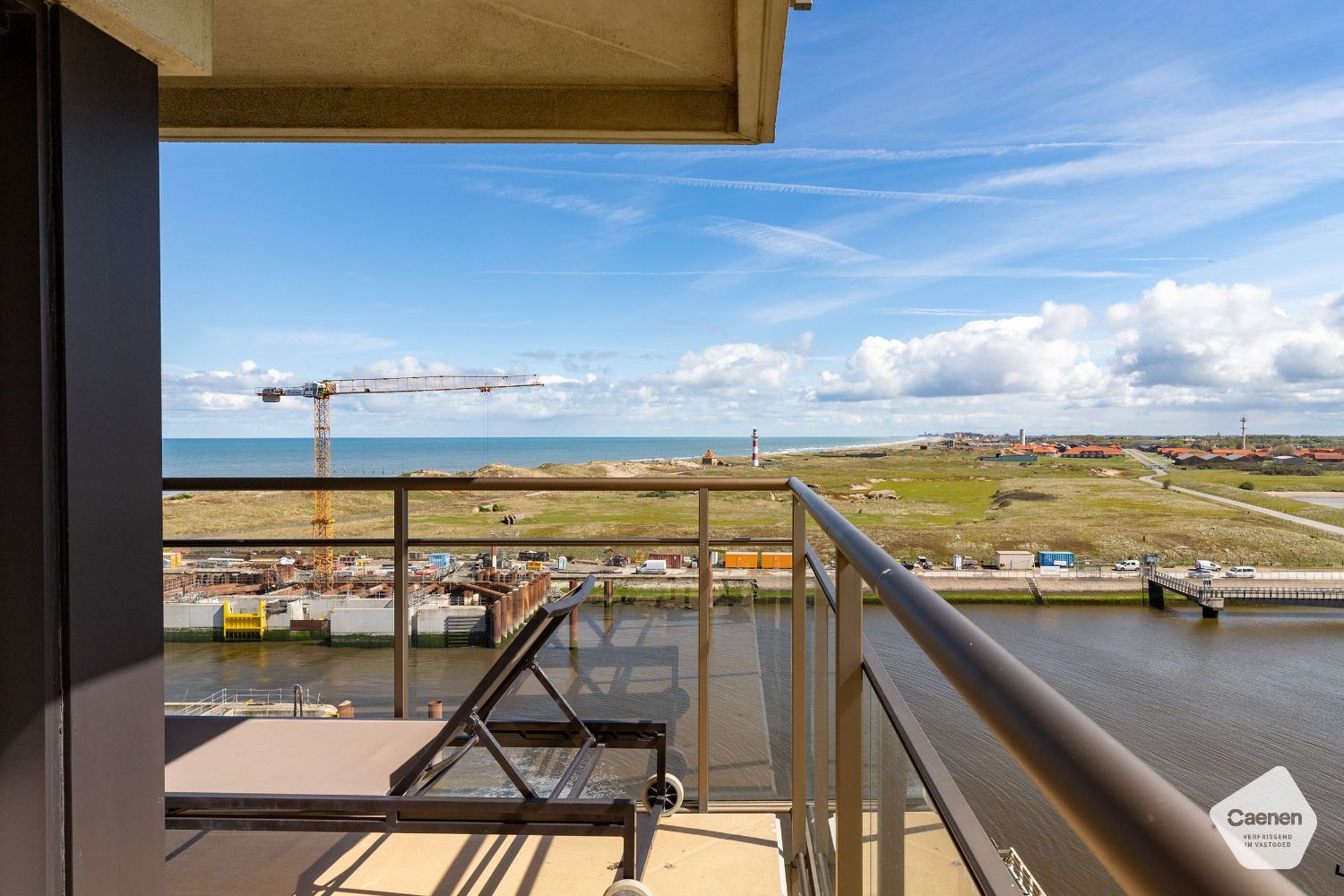 Exclusief appartement van 293 m2 op de beste locatie te Nieuwpoort-Bad foto {{pictureIndex}}