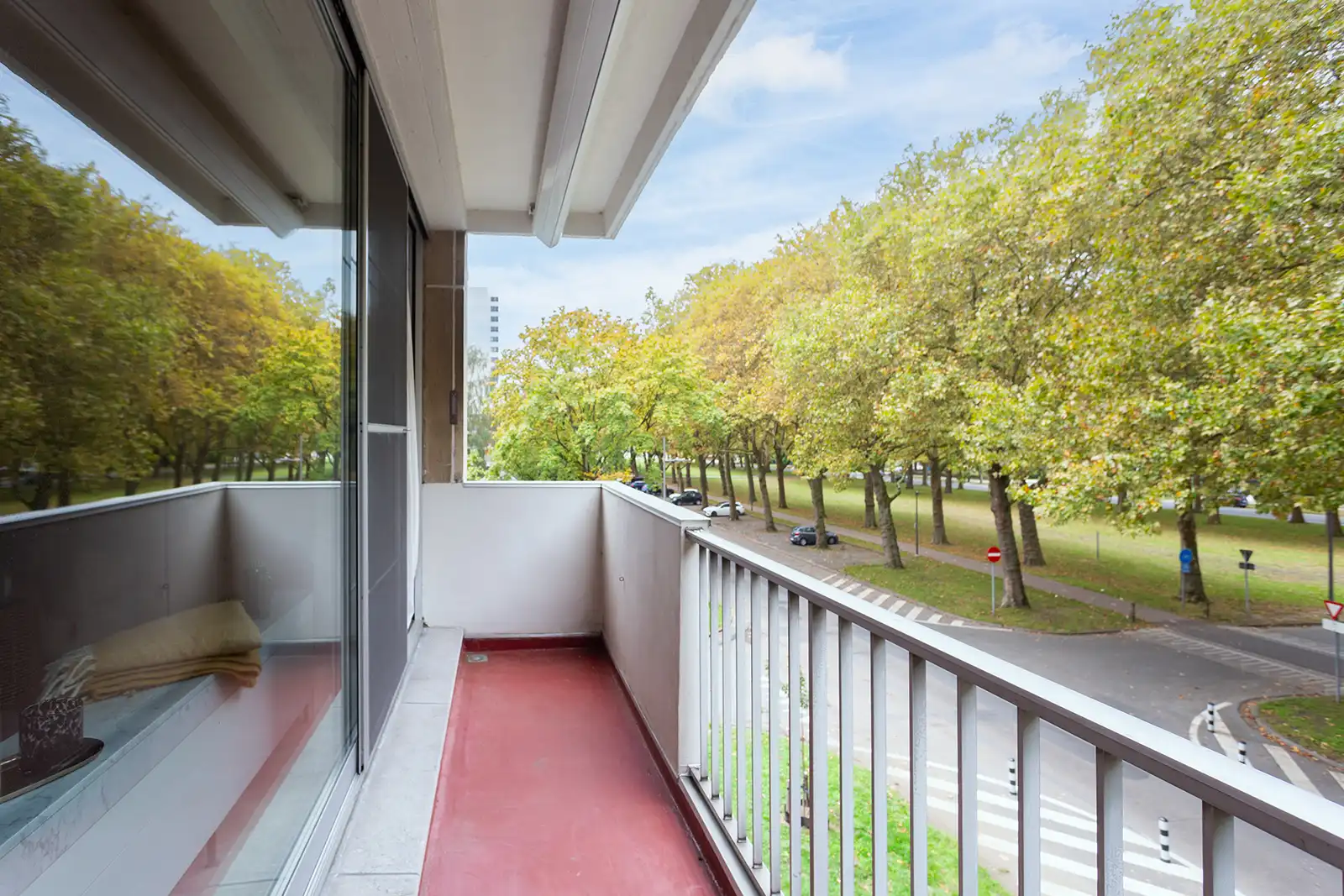 Ruim hoekappartement met 3 slaapkamers foto 9