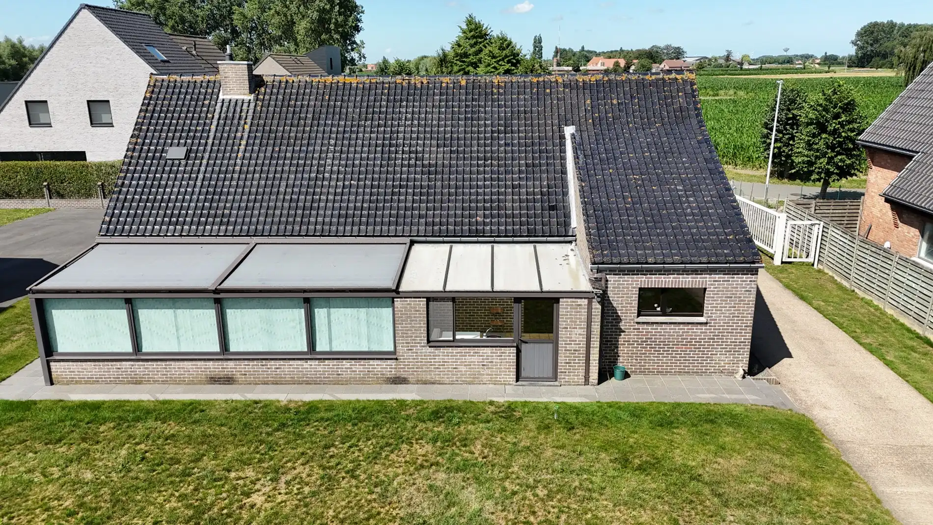 Alleenstaande woning met loods te Zerkegem  foto 5