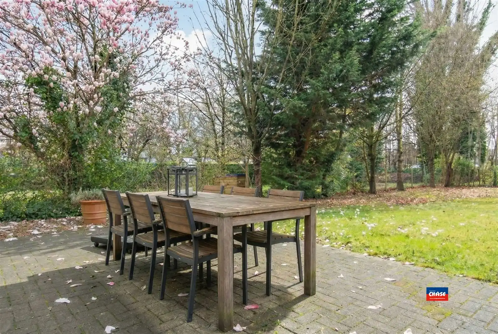 Halfopen gezinswoning met 3 slaapkamers, grote tuin én garage foto 22