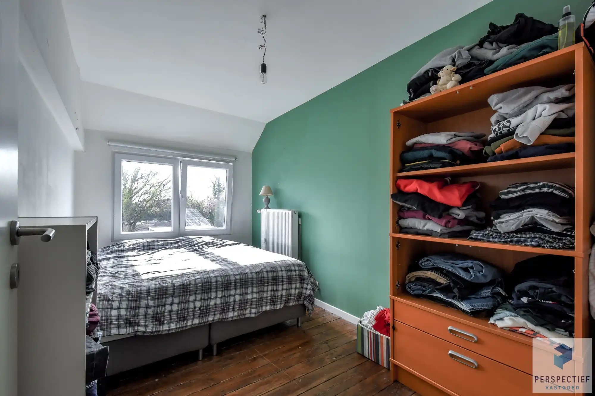 BEZOEKMOMENT VRIJDAG 20/03 VAN 15U TOT 17U |&nbsp;VERRASSEND RUIME CHARMANTE WONING met ZONGERICHTE GEZELIIGE TUIN foto 18