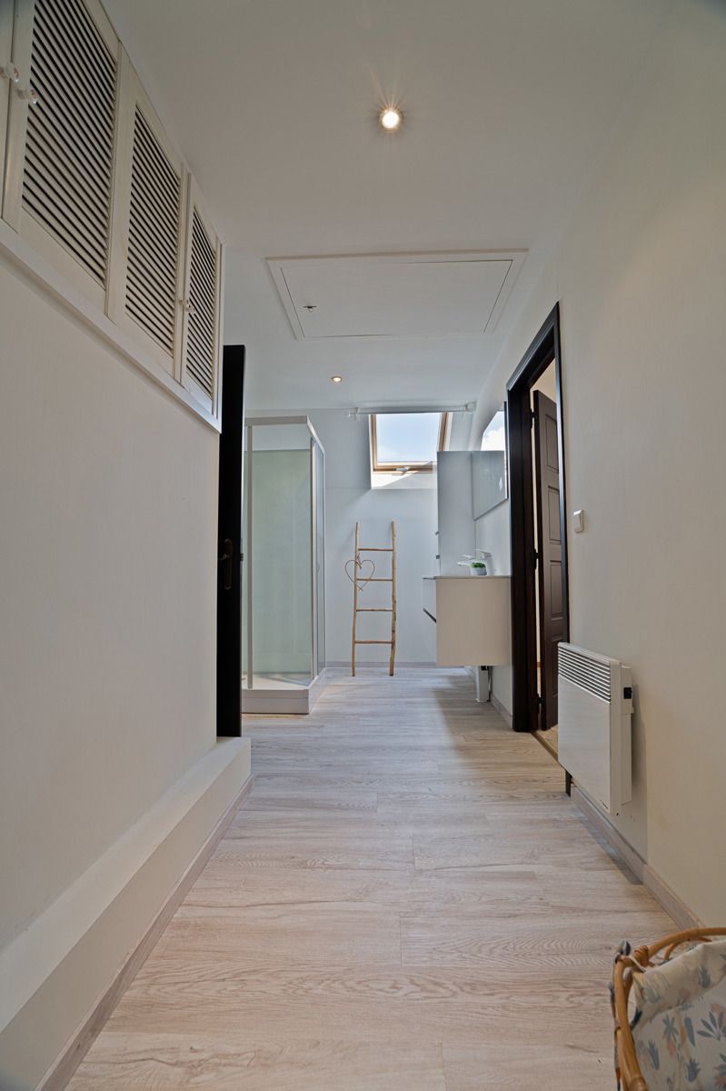 Gezinswoning / huis te koop – 4 slaapkamers, 182 m² – gerenoveerde badkamers, natuursteen & tuin – 10 are – Bois de Strihoux foto 12