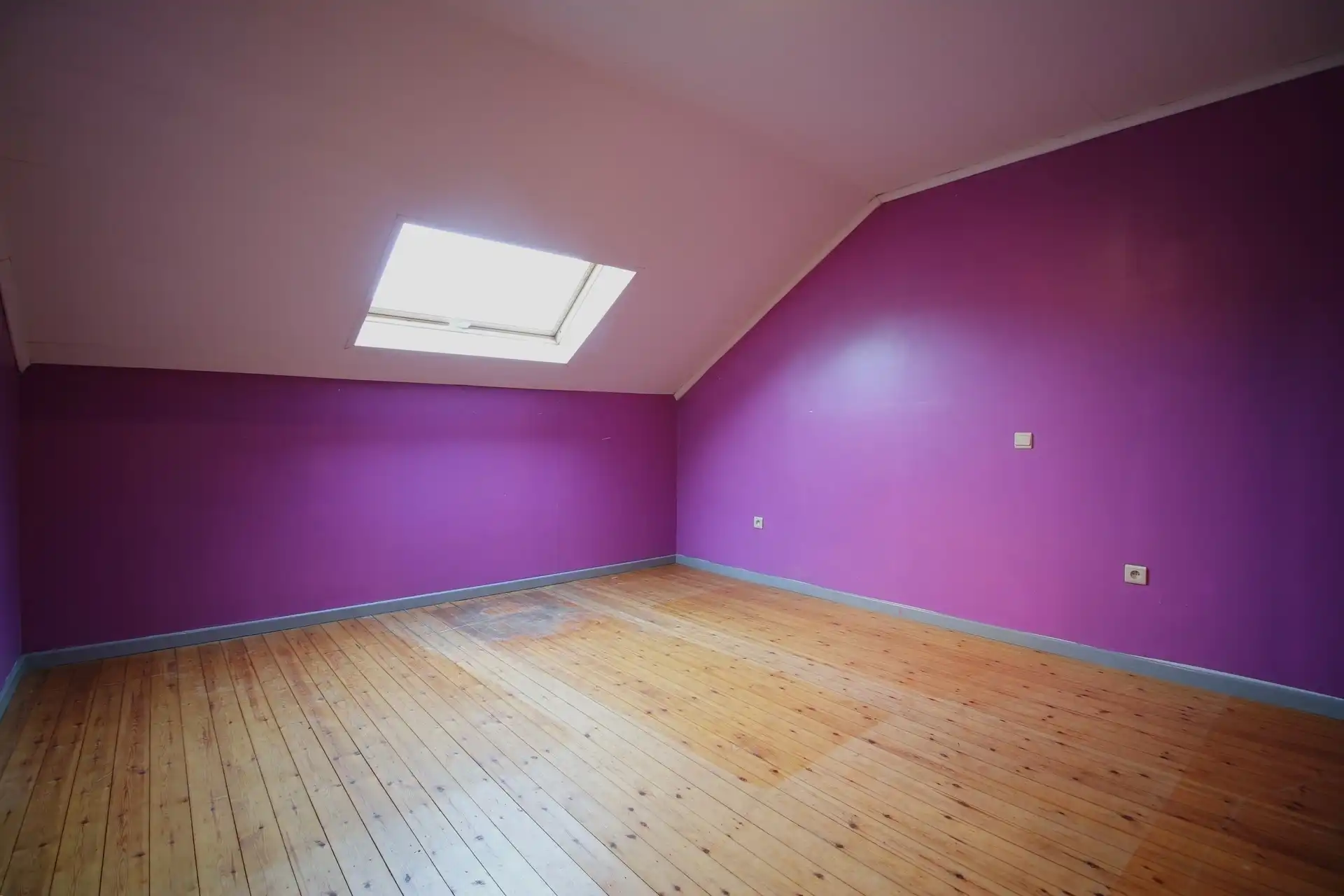 Te renoveren woning met 4 slaapkamers foto 20