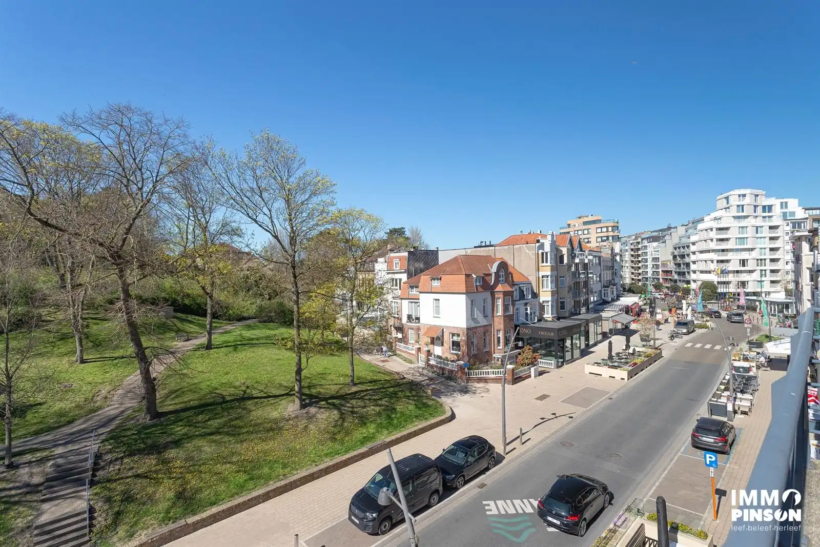 Centraal gelegen zonnig appartement met prachtig zicht op de Kykhill  foto 4