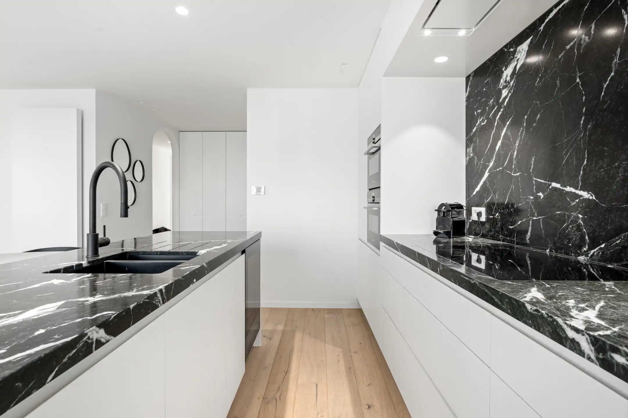 Prachtig appartement met zicht over het Zegemeer te Knokke. foto 8