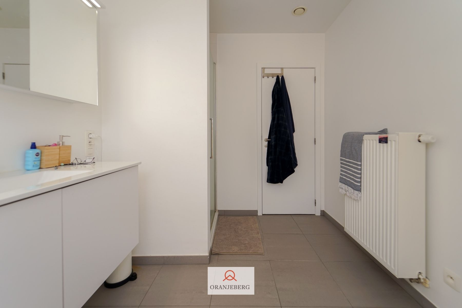 Ruim 2-slaapkamer appartement met terras centrum-Gent nabij Zuid foto 24