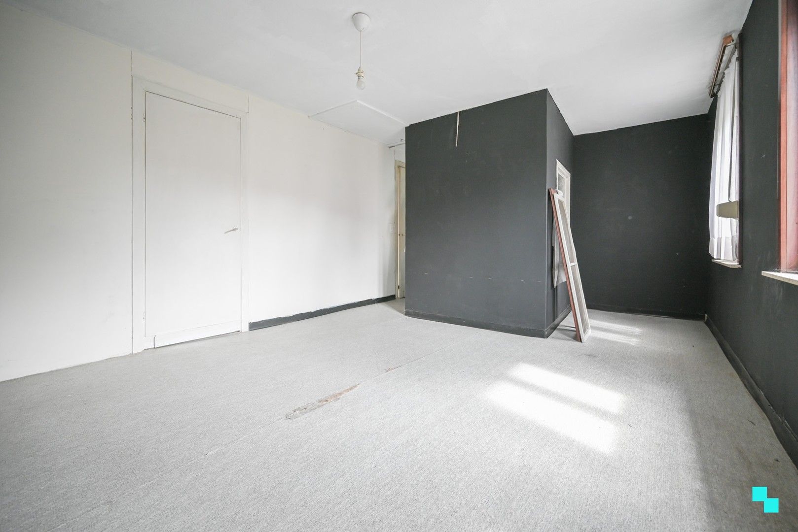 Te renoveren ééngezinswoning te Izegem foto 22