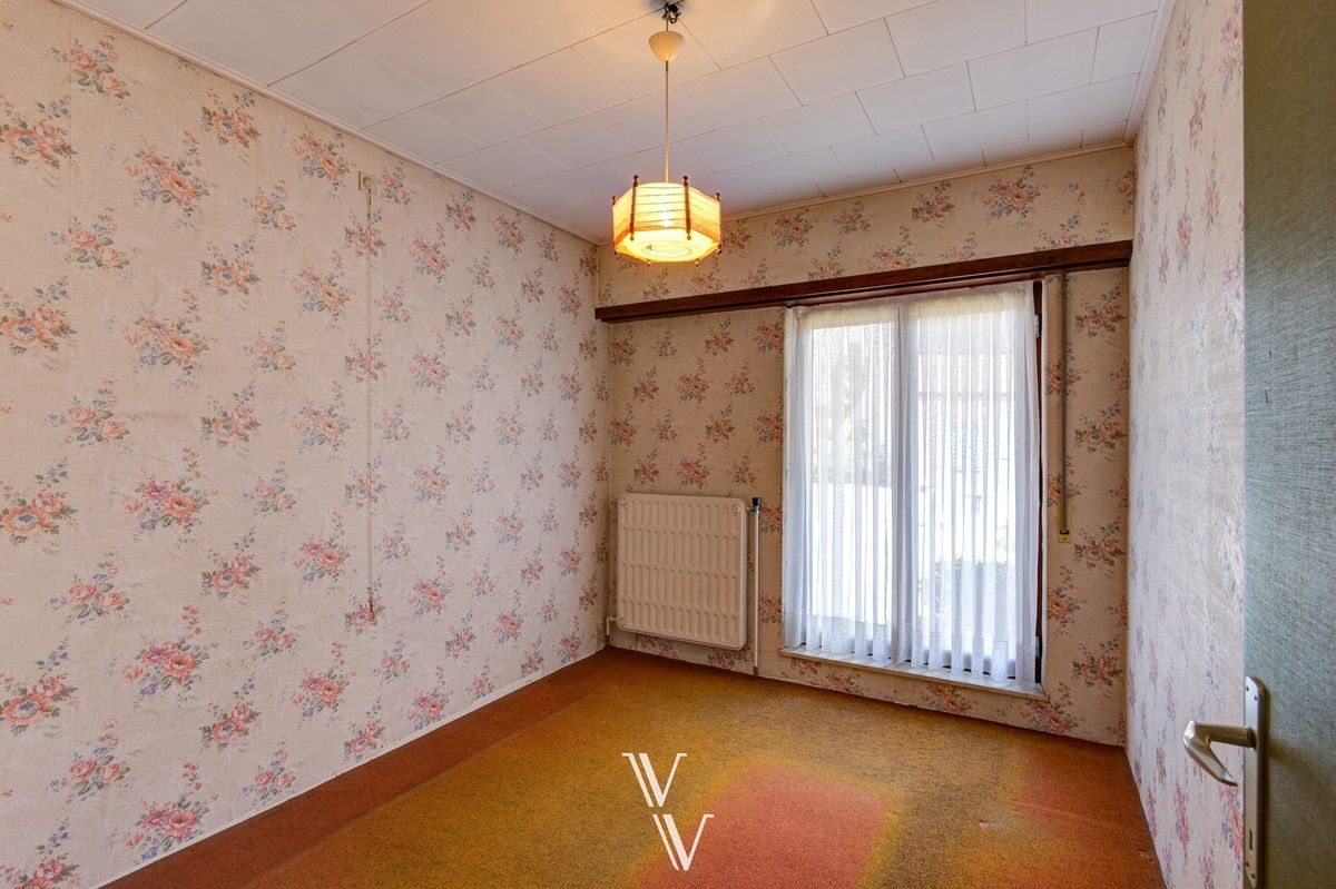 Mooi te renoveren landhuis met 3 slpk foto 17