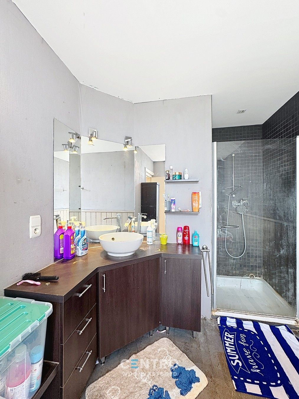 Ruime woning met 3 slpks met grote tuin en UITWEG ACHTERAAN! foto 10