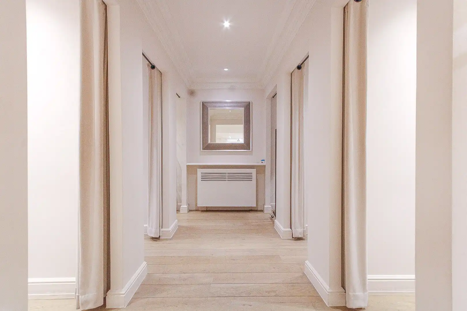 Kustlaan 27 te huur: Uitzonderlijke handelsruimte met luxueuze afwerking op toplocatie, nabij het Driehoeksplein foto 9