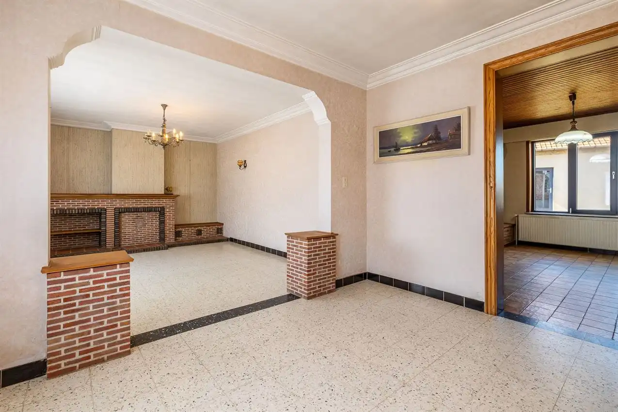 Ruime woning met mooi tuindeel op wandelafstand van centrum foto 3