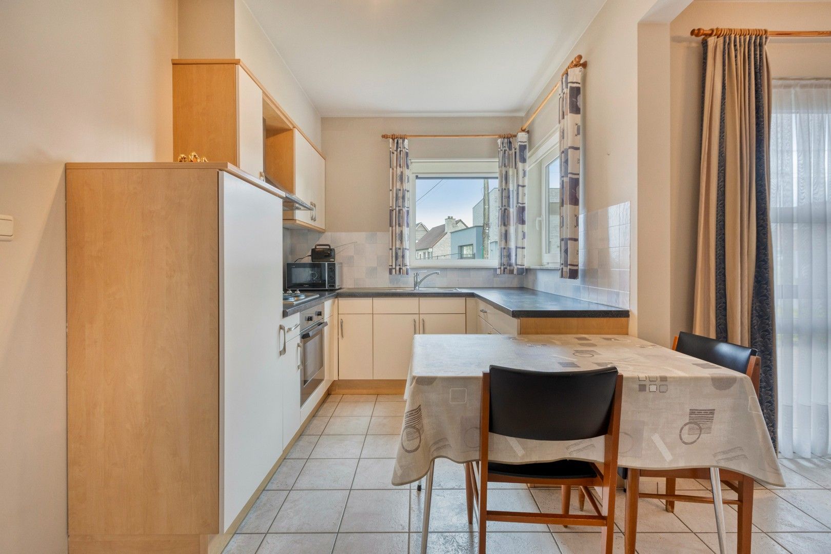 Pater Daemsstraat 1, Diest foto 9