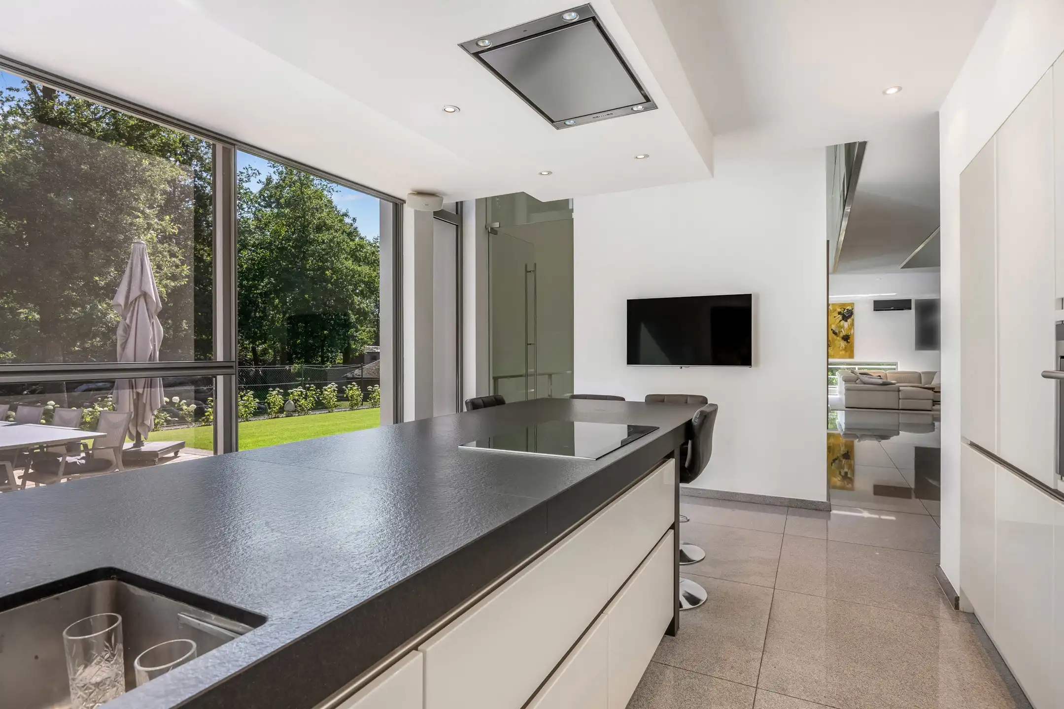 Hoogstaande villa met binnenzwembad te Lanaken foto 13