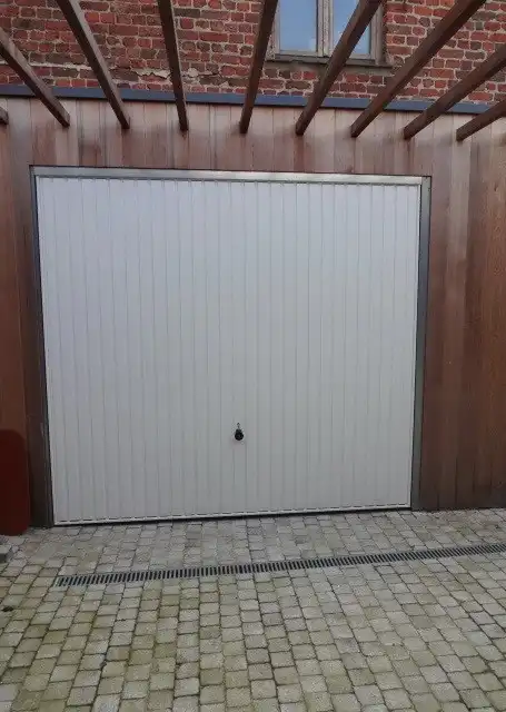Bovengrondse garage te huur in centrum Nieuwpoort. foto 3