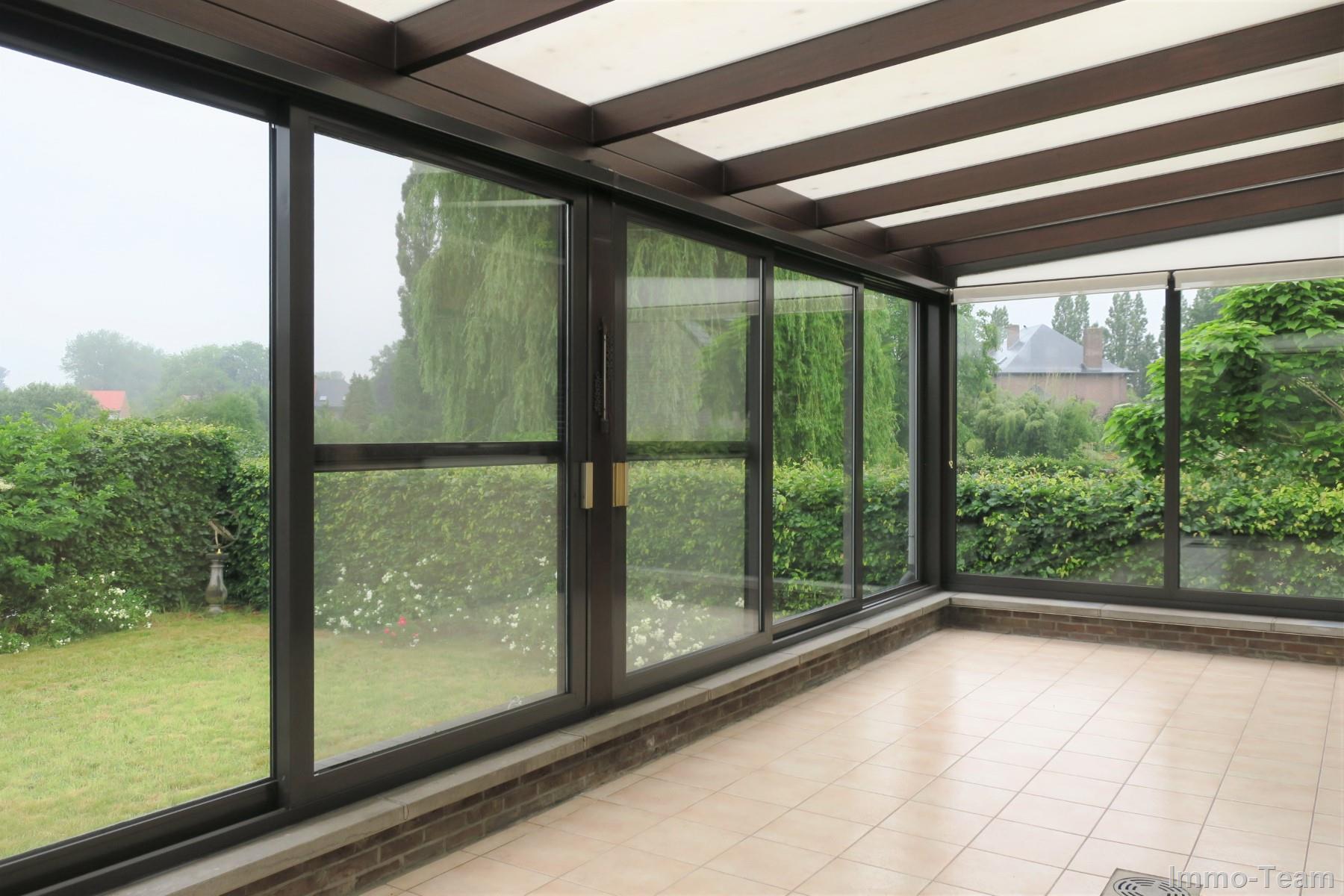 Robuuste karaktervolle woning met loods en weide  foto 13