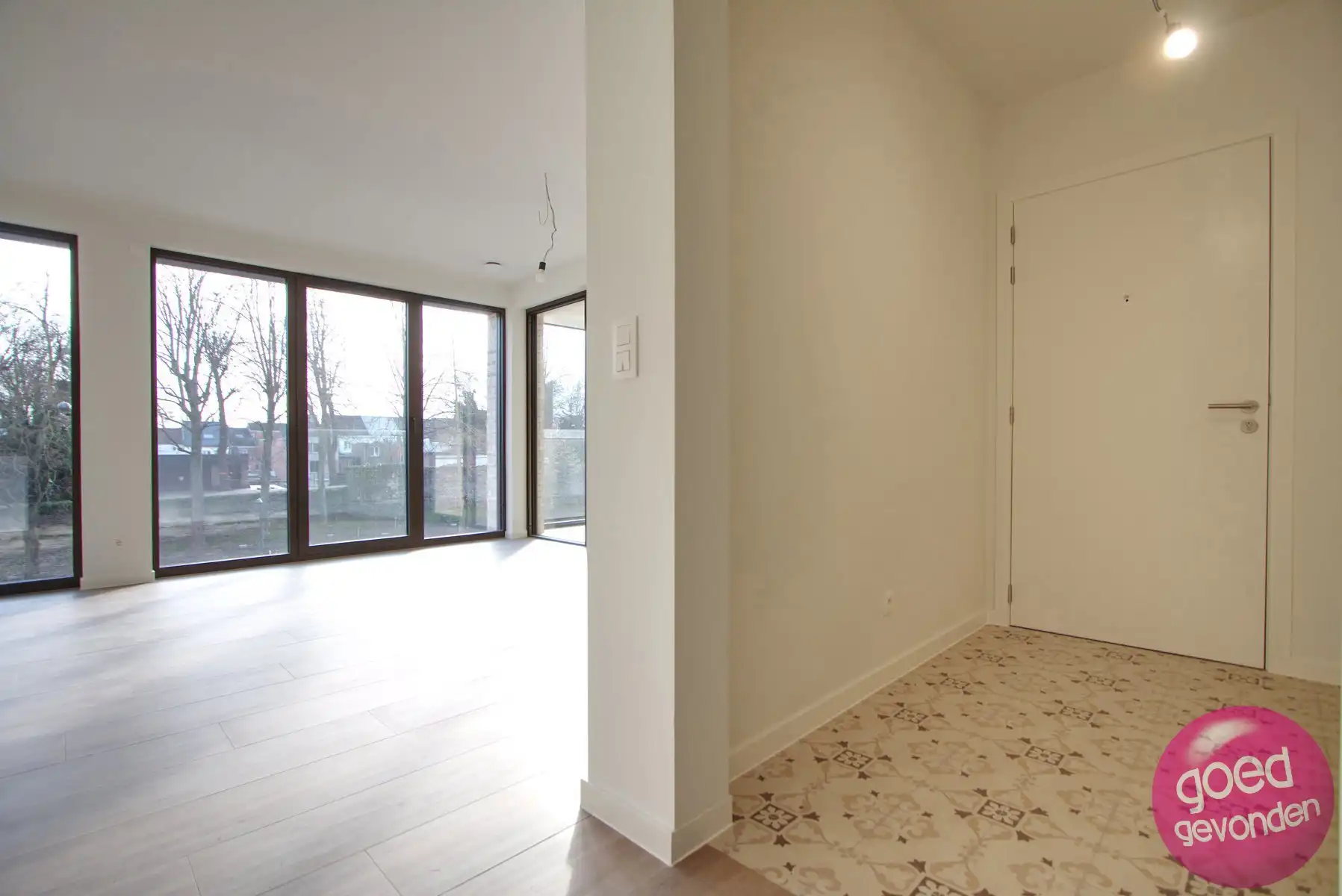 NIEUWBOUW APP 3 SLK - 2 TERRASSEN - PARKING - LIFT - CENTRUM foto 2