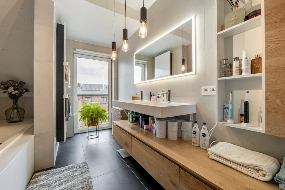GEZELLIG 3 SLKS APPARTEMENT MET STAANPLAATS IN LANDEN foto 20