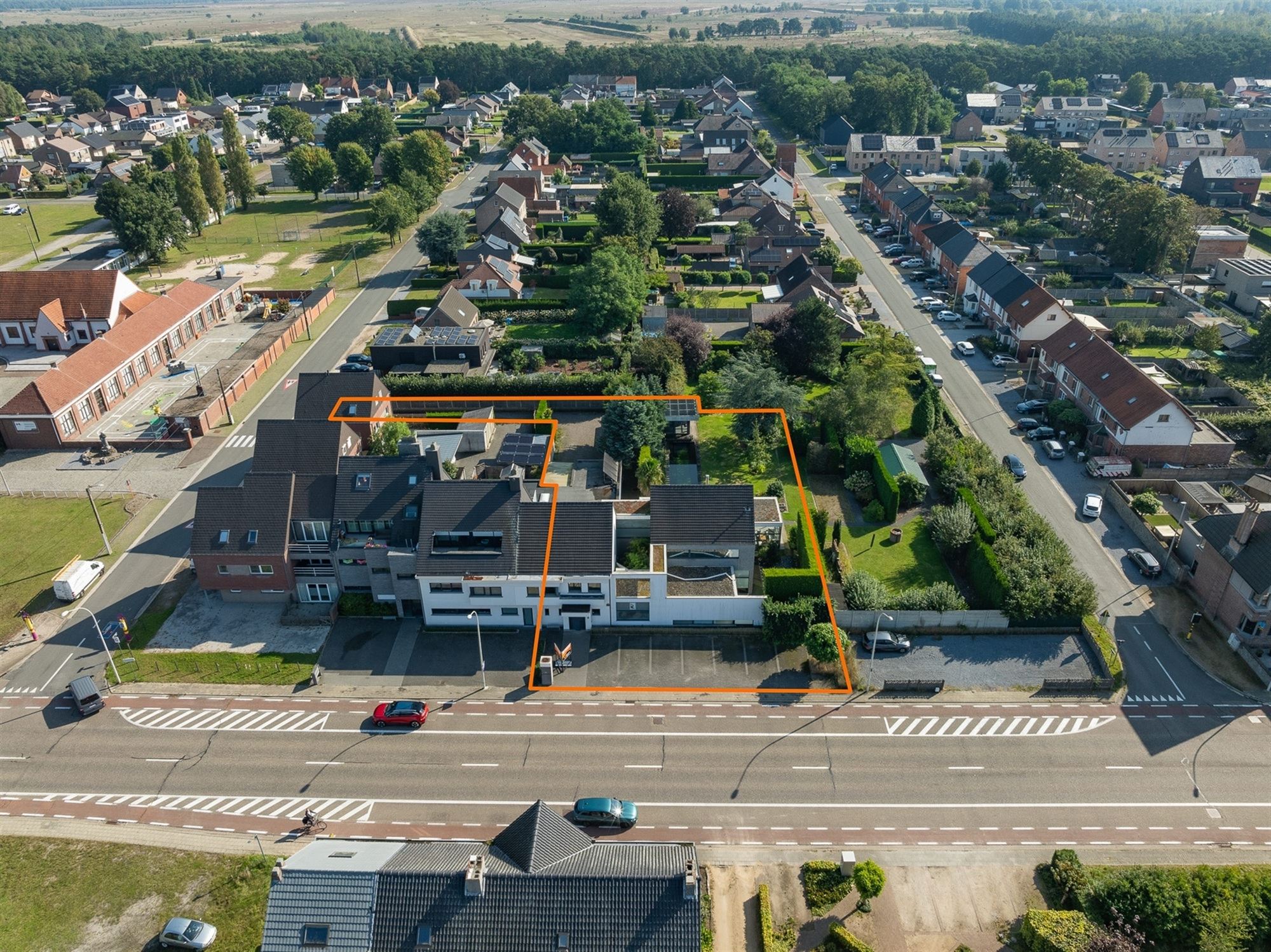 UNIEK PAND MET IDEALE WOON-EN WERKCOMBINATIE GELEGEN OP EEN PERCEEL VAN 15A98CA TE LEOPOLDSBURG foto 3