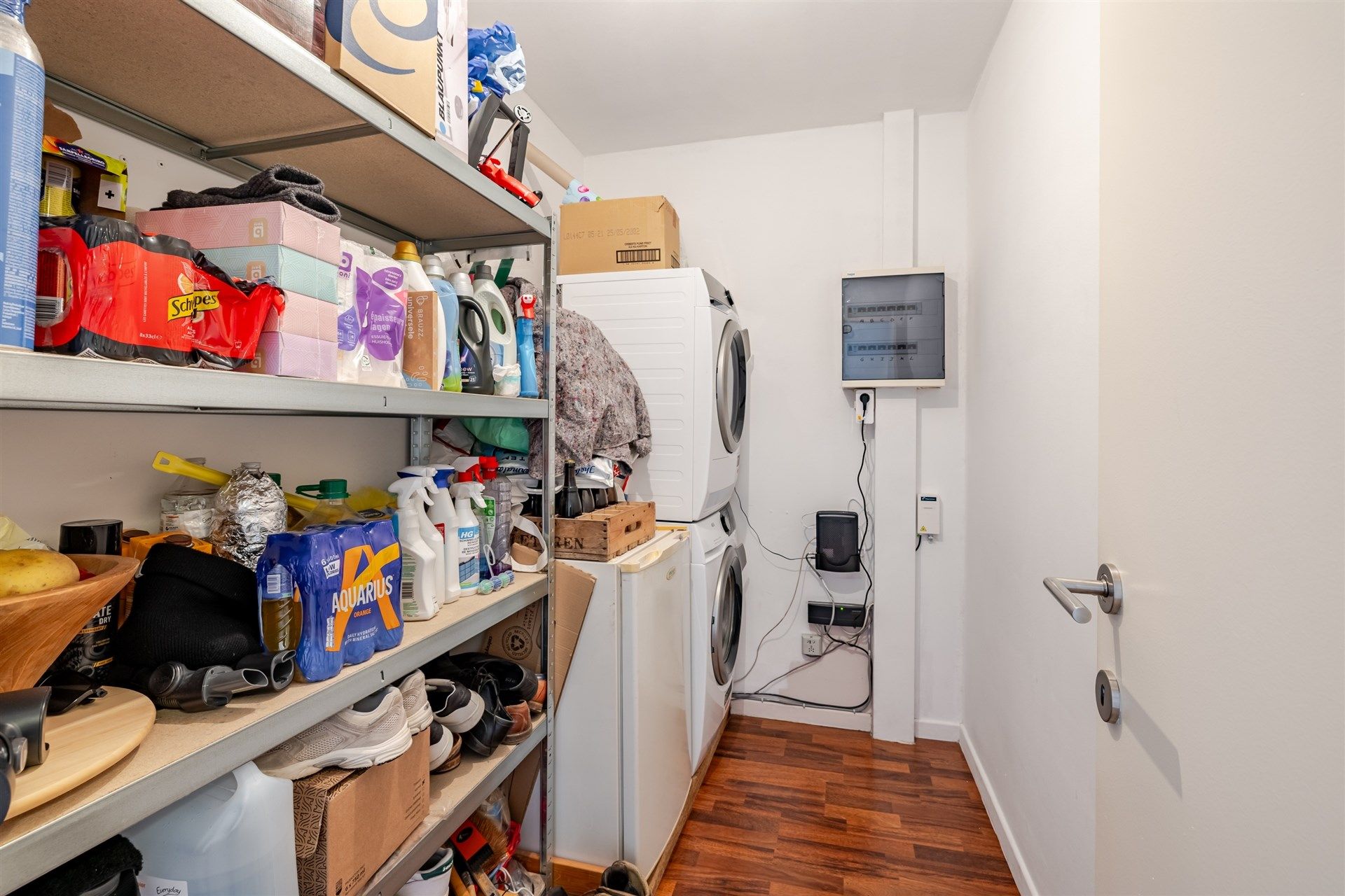 Charmant instapklaar 2 spk appartement in centrum Wetteren foto 13