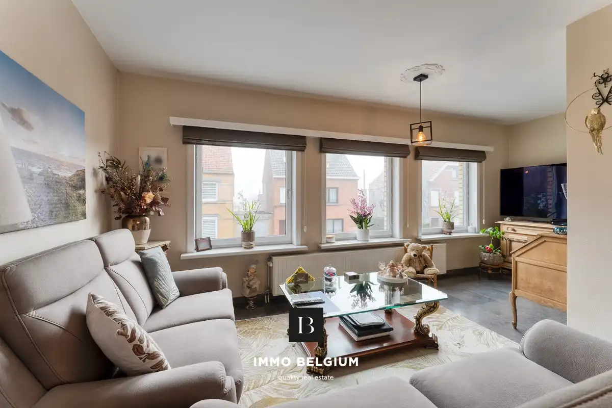 Goed onderhouden woning met zonnige tuin te Klemskerke foto 4