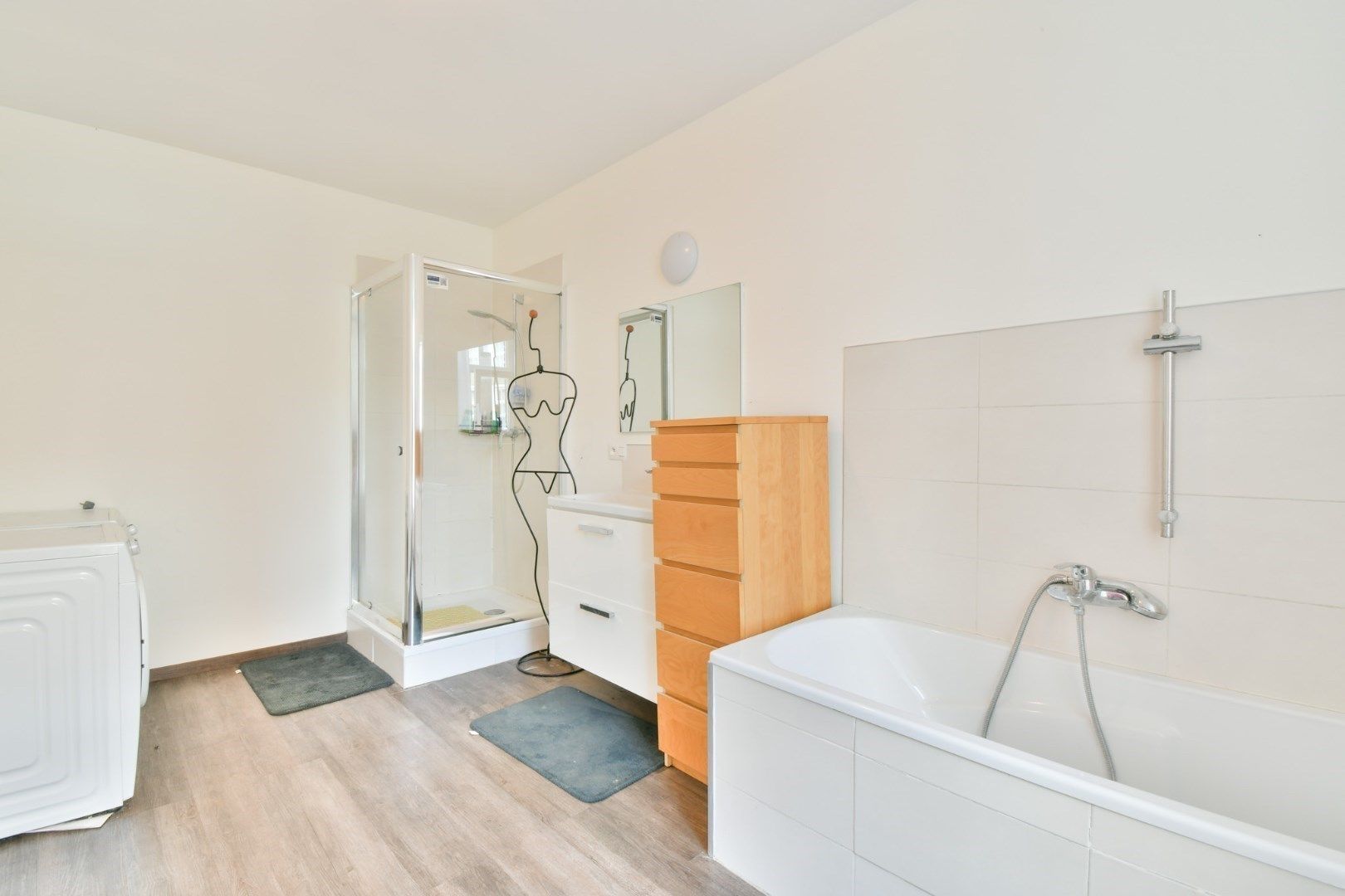 Toplocatie voor het uitbaten van uw nieuwe zaak! foto 8