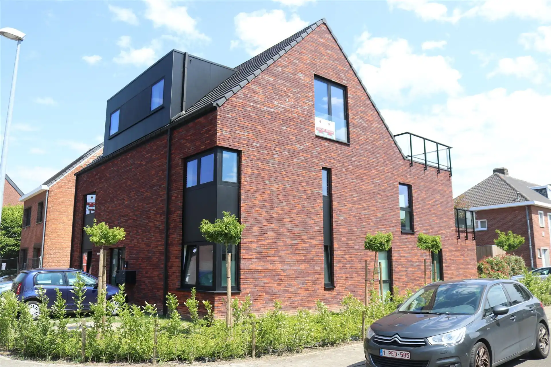 Appartement met 1 slaapkamer en groot terras foto {{pictureIndex}}