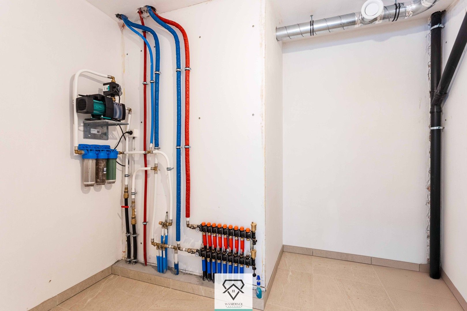 Hoogwaardig en instapklaar afgewerkte nieuwbouw te koop foto 16