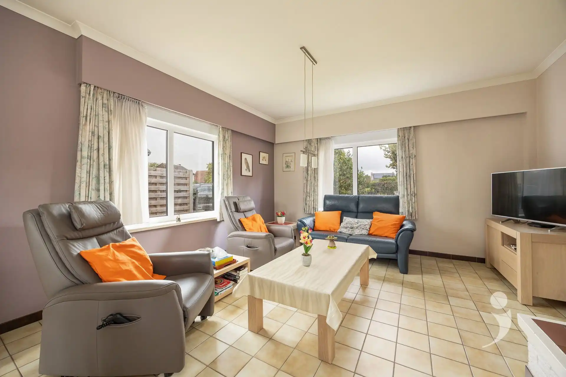 Instapklare woning in zeer rustige woonwijk! foto 4