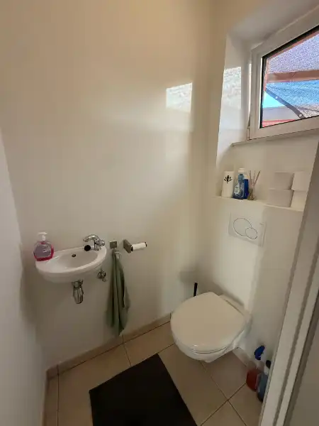 Ruim, lichtrijk appartement met 2 slaapkamers, groot terras en EPC B! foto 4