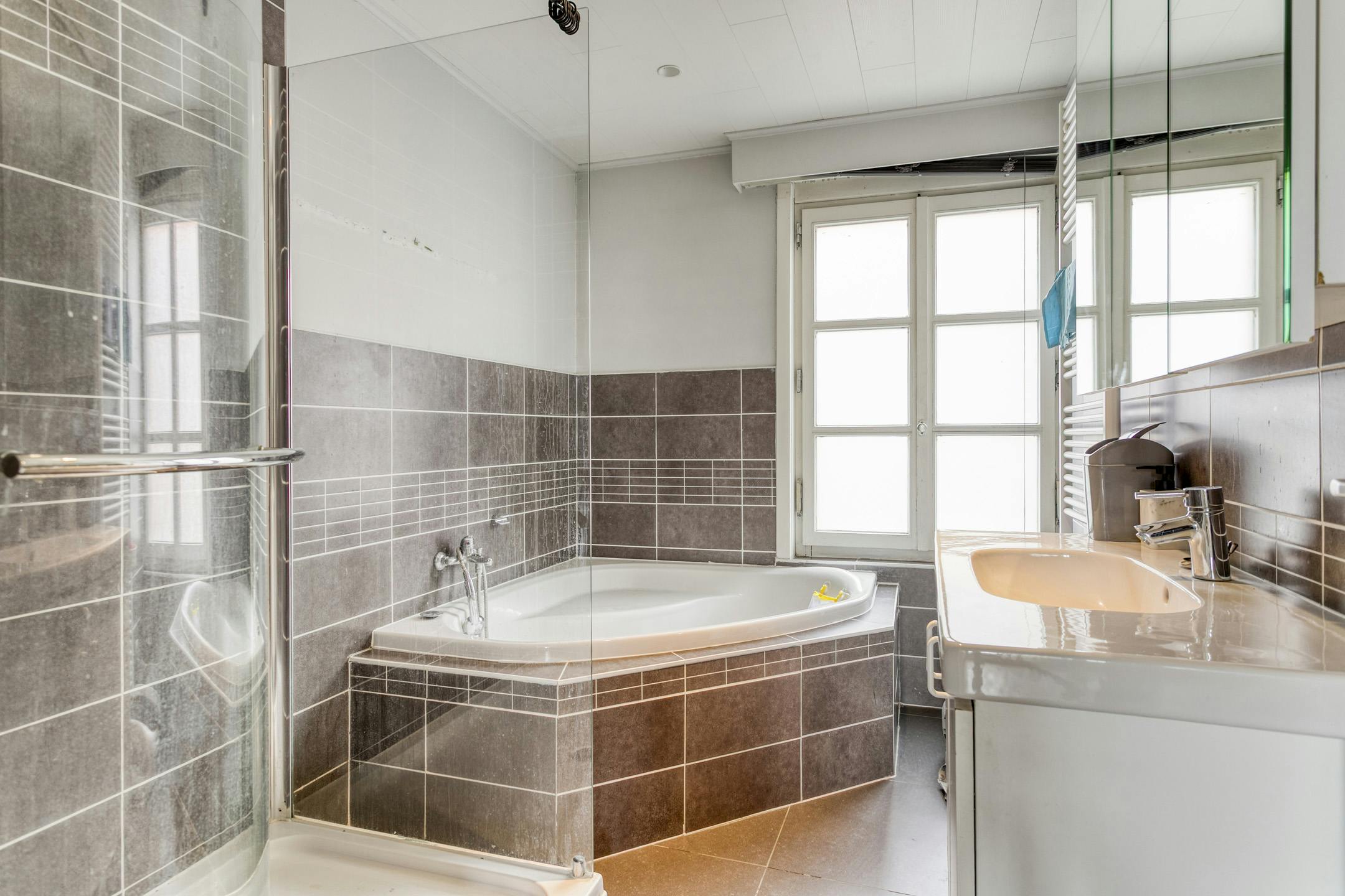 Huis met 3 kamers te koop in centrum Desselgem foto 9