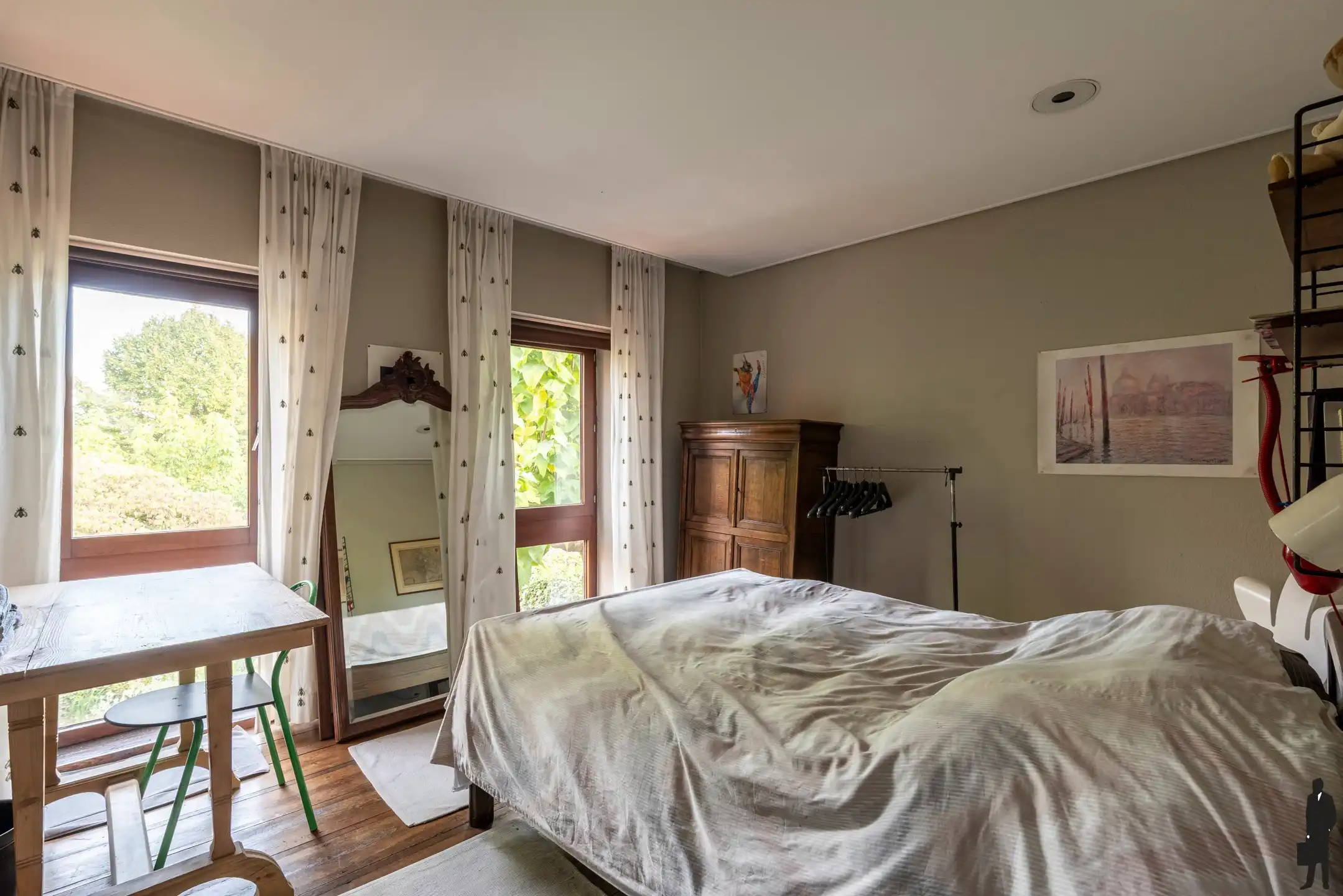 Statig herenhuis met 6 slks, 2 bdks, dubbele garage  foto 16