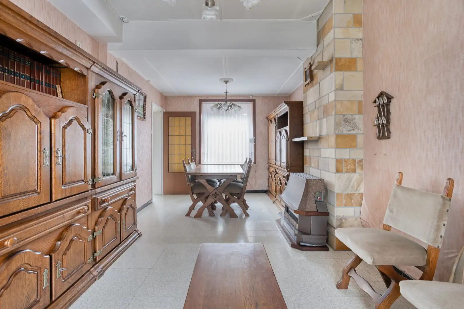 Rustig gelegen renovatiewoning, met 4 slaapkamers en een bewoonbare oppervlakte van 164 m² foto 3
