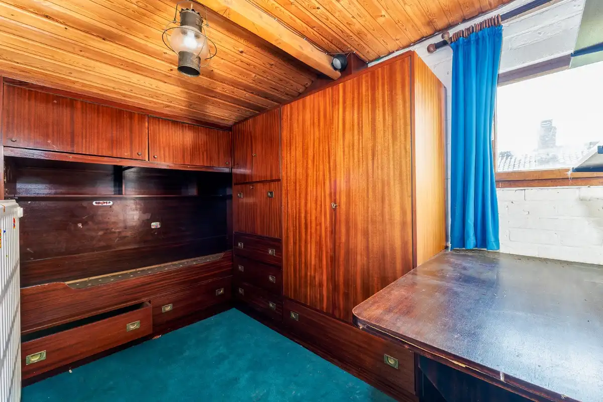 Ruime villa met 4 slaapkamers nabij het centrum foto 13