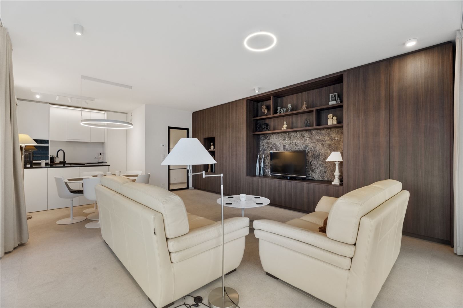 Exclusief hoekappartement 3 slpk, 2 badk in topgebouw Jan Turpin foto 3