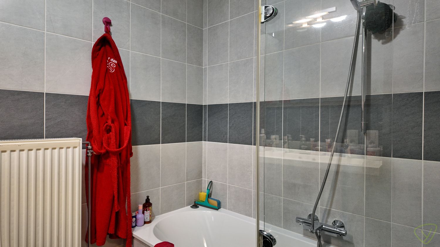 Gezellig appartement in rustige residentie ‘Paulien’ te Eeklo! foto 12