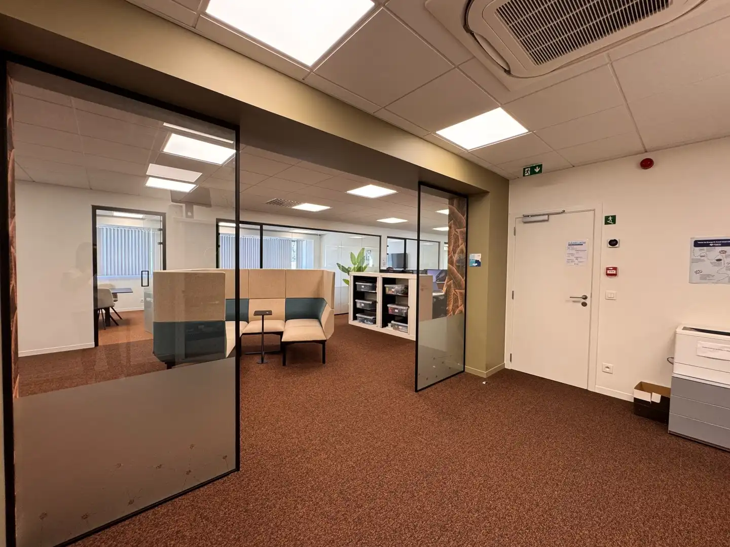 Kantoorverdieping van 450 m² te Oostkamp foto 12