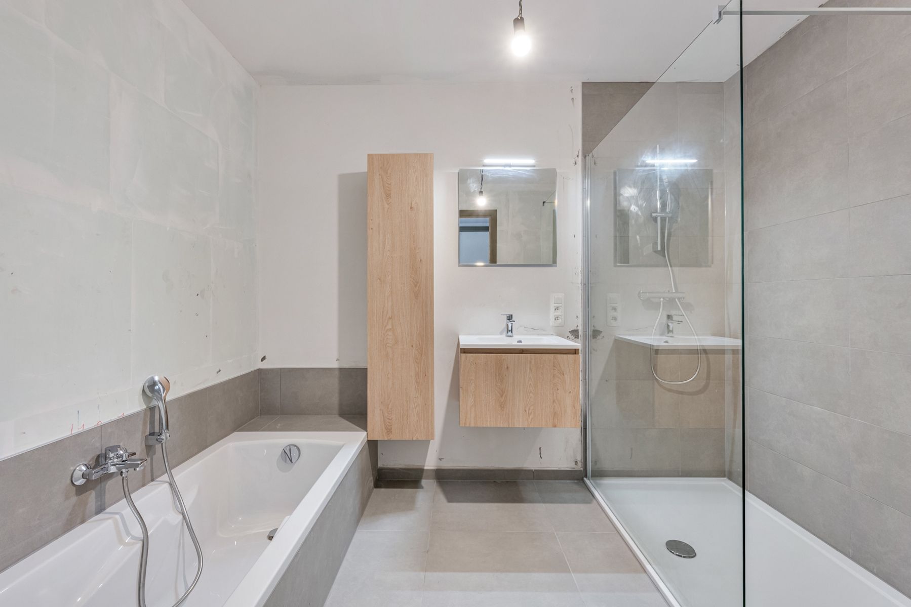 Nieuwbouw maisonnette met 3 slpks + terras foto 8