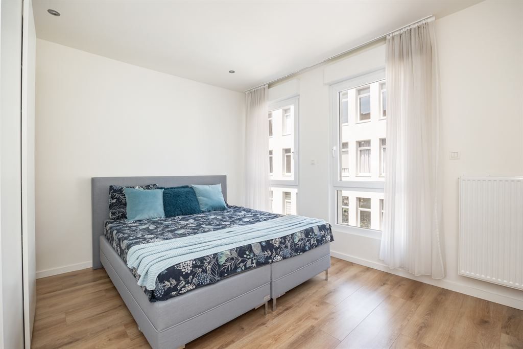 Ruime gerenoveerde woning met alle comfort foto 13