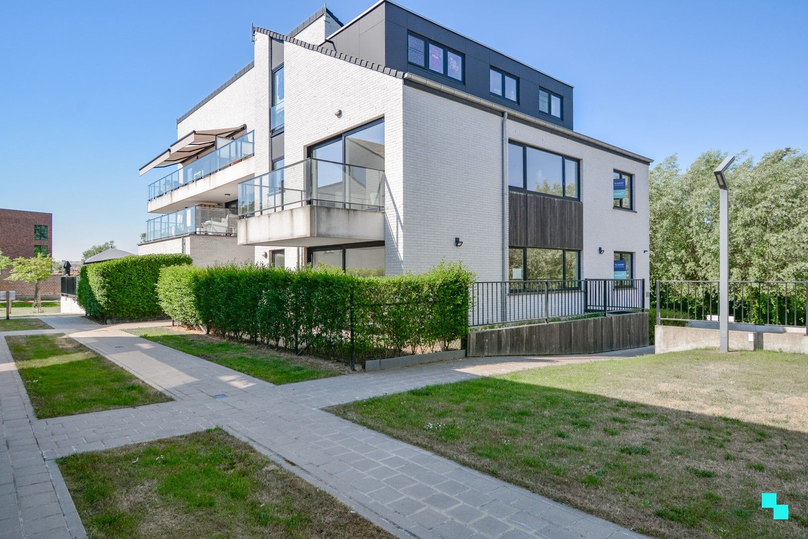 Gelijkvloers nieuwbouw appartement in dorpskern Gits foto 15