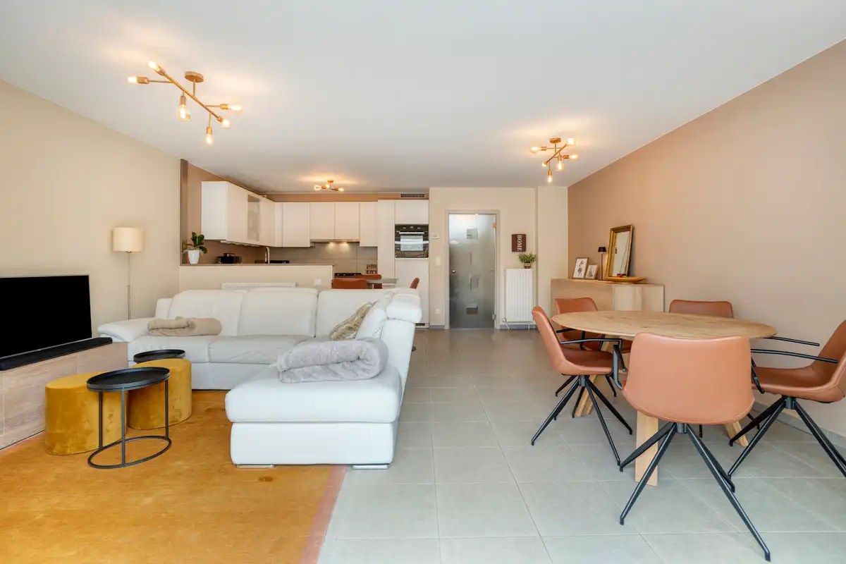 Hedendaagse woning met zonnige patio in Bonheiden foto 10