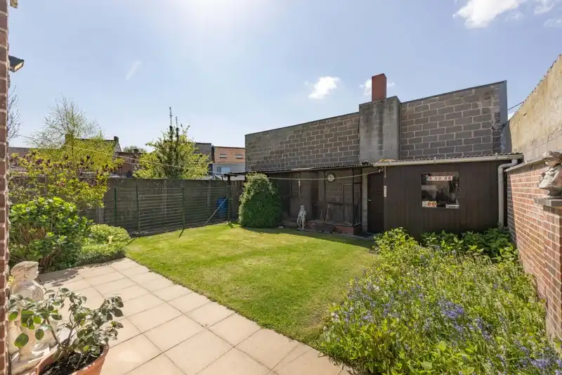 🏡 Gezinswoning met ruime garage en tuin TE KOOP in Meulebeke! foto 21