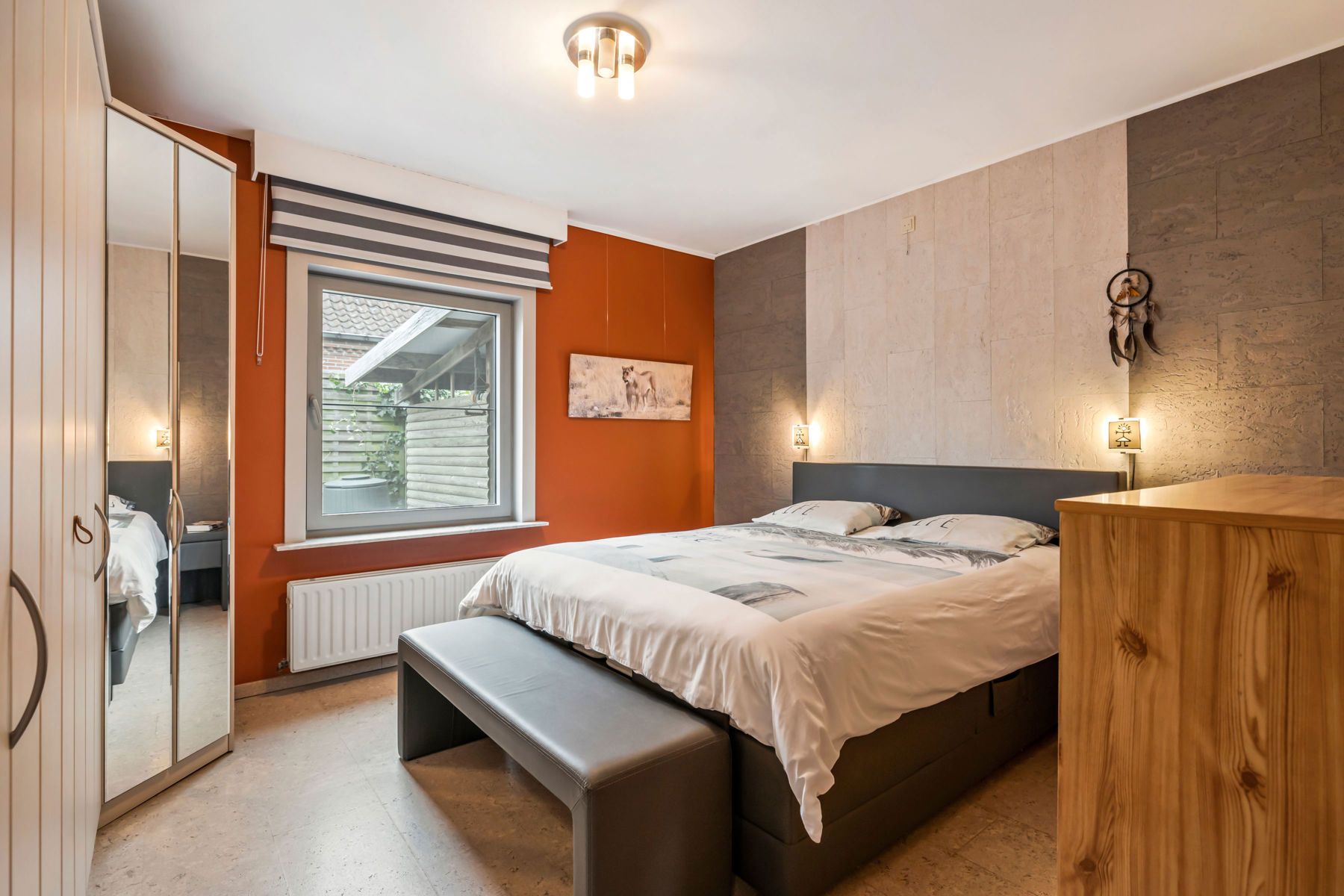 Instapklare bungalow met prachtige tuin, 4 slpks en garage foto 19