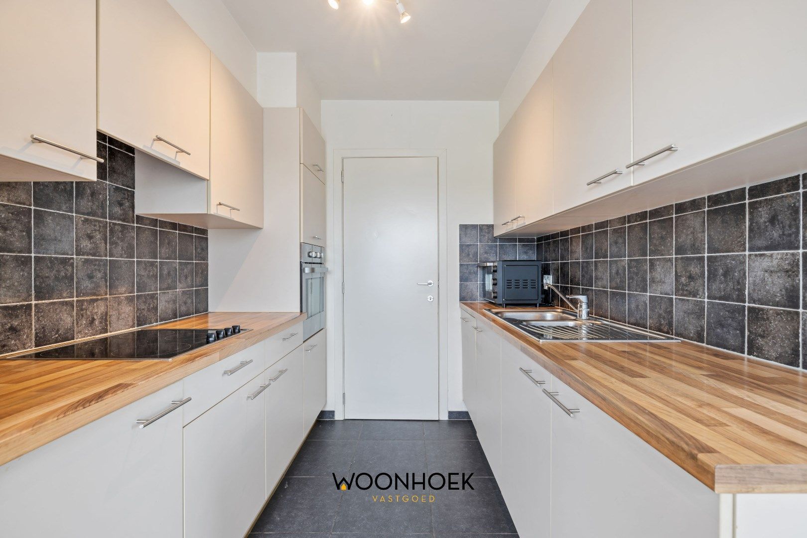 Instapklaar dakappartement op toplocatie in centrum Lokeren foto 6