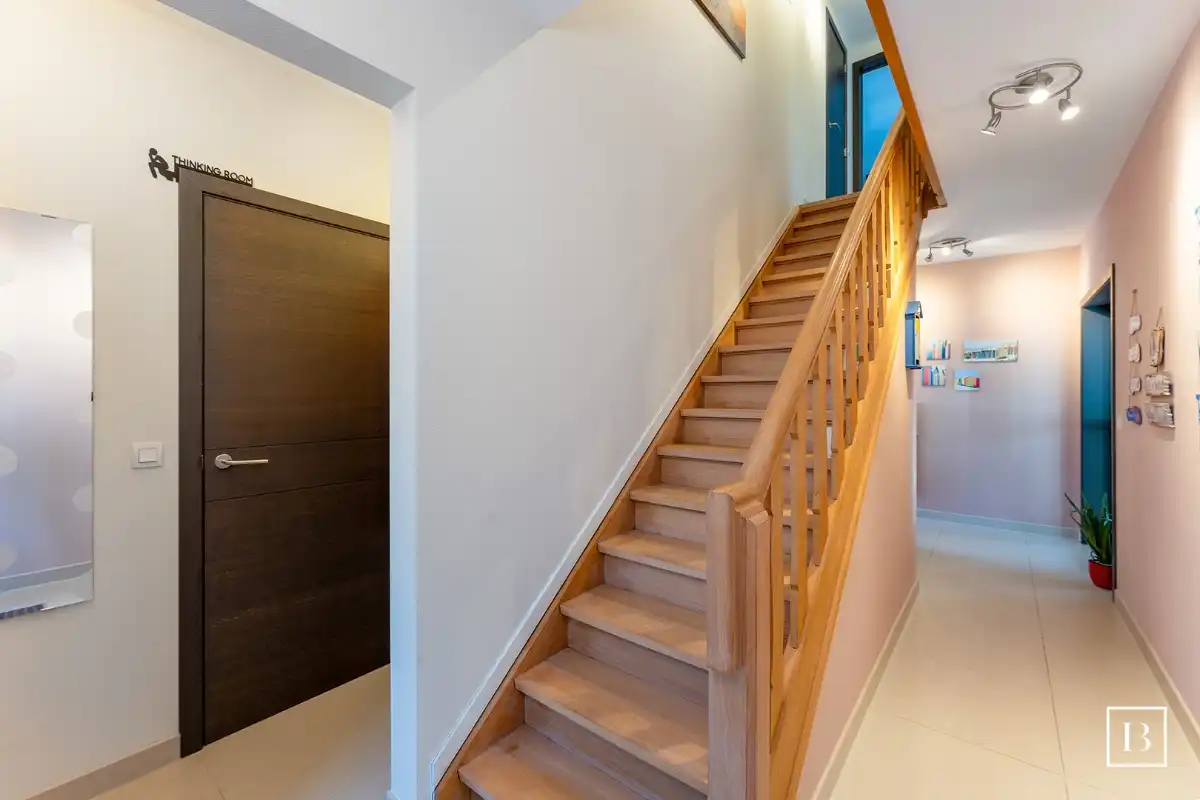 Mooi afgewerkte woning met leuke tuin in de Concessie foto 4