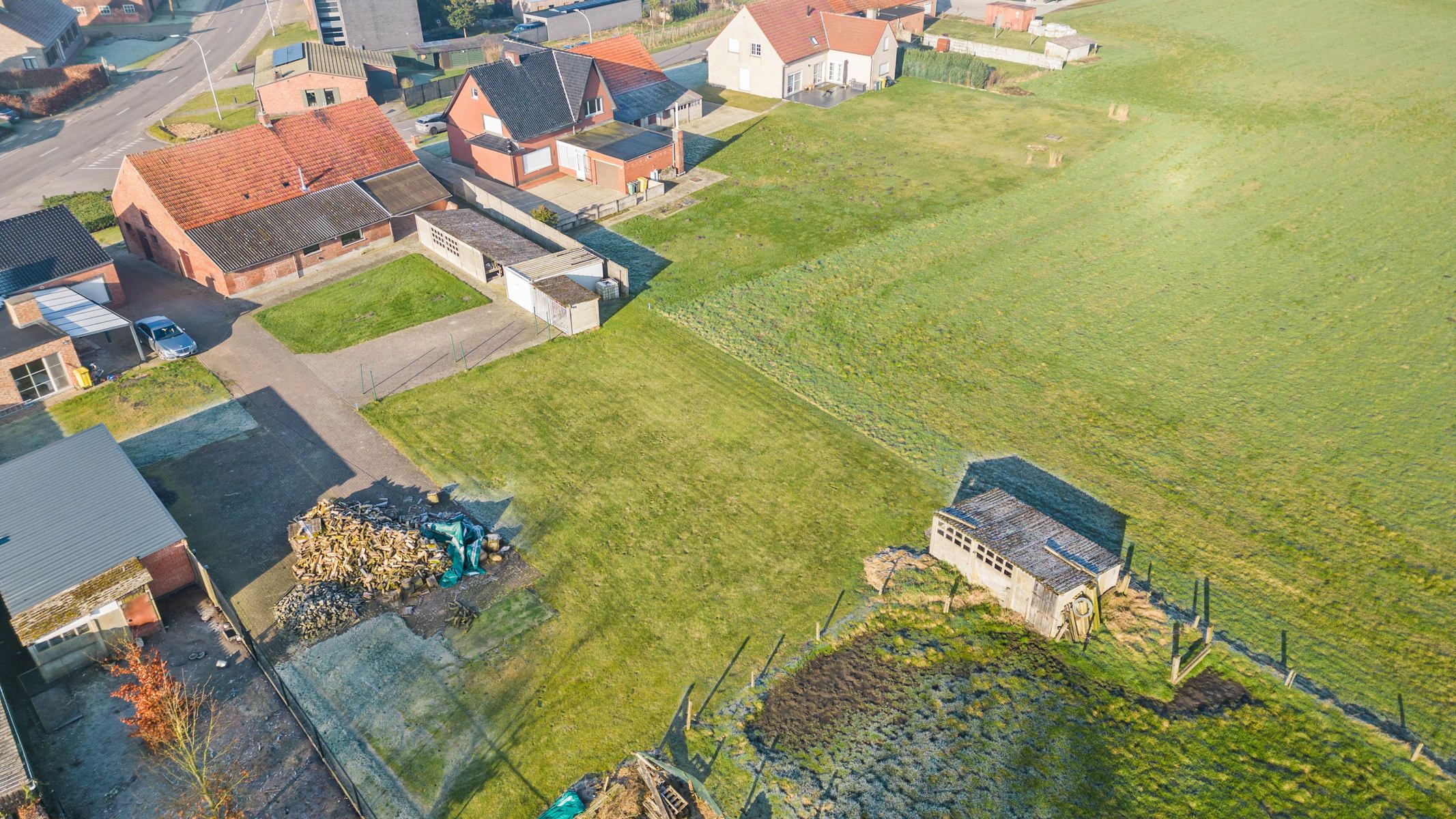Te renoveren woning met vrij zicht over weilanden foto 31