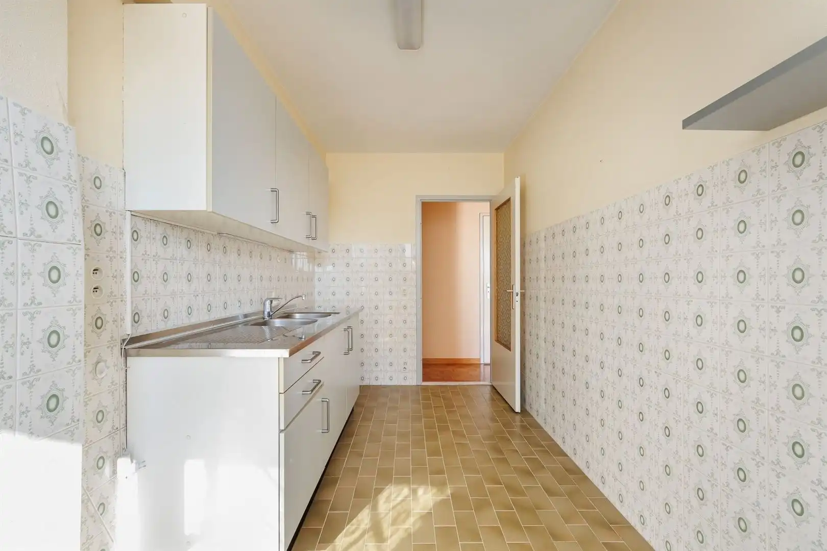 Lichtrijk appartement met panoramisch uitzicht, groot terras en parking foto 20
