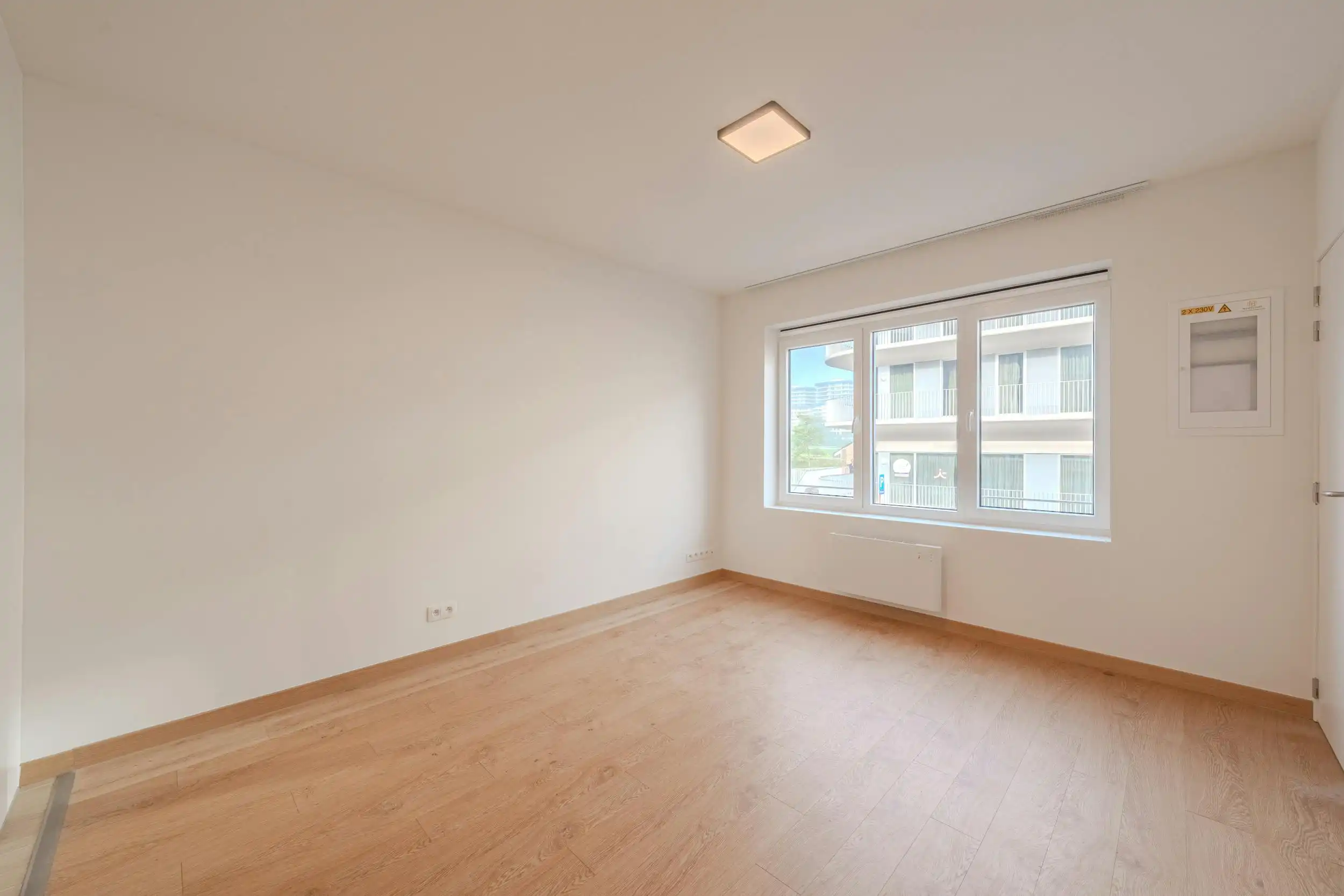 Gerenoveerde studio te koop te Oostende foto 14